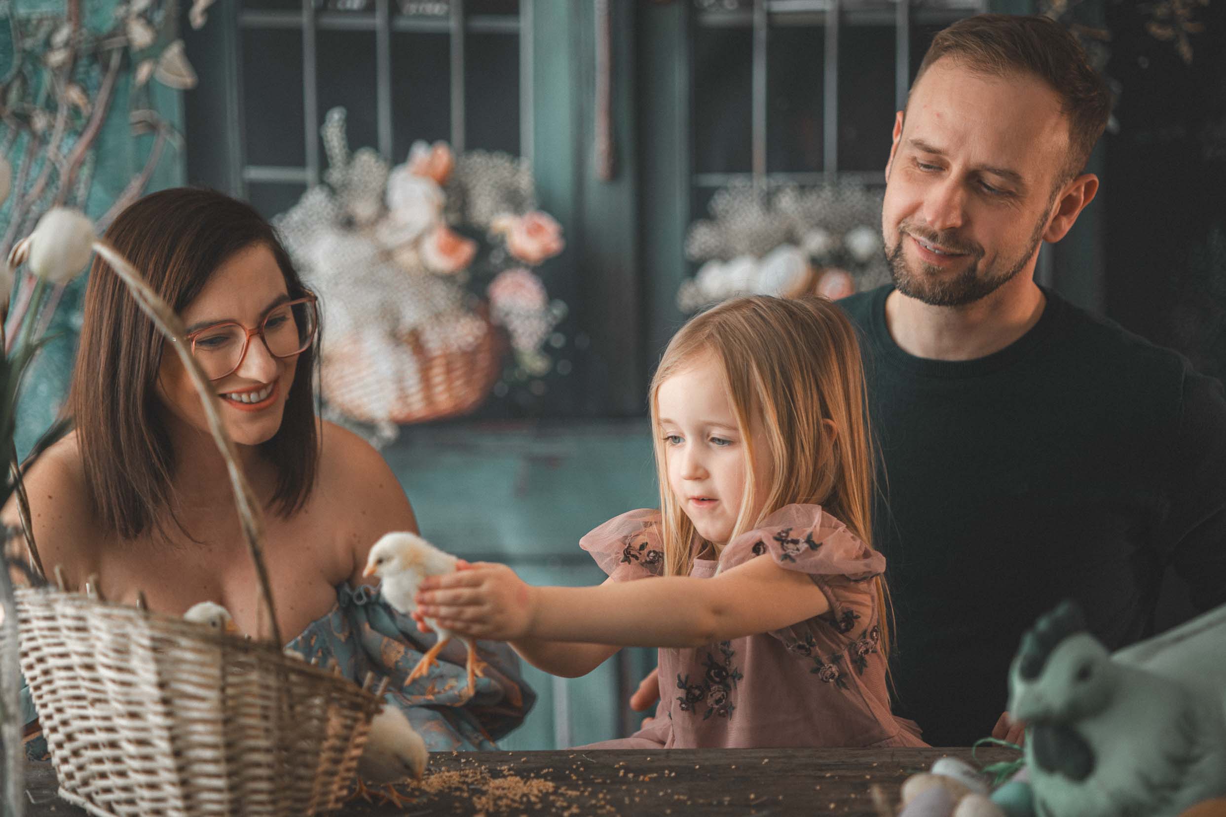 agata-zatorska-fotografia-profoto-sesja-wielkanocna-2024-studio-25